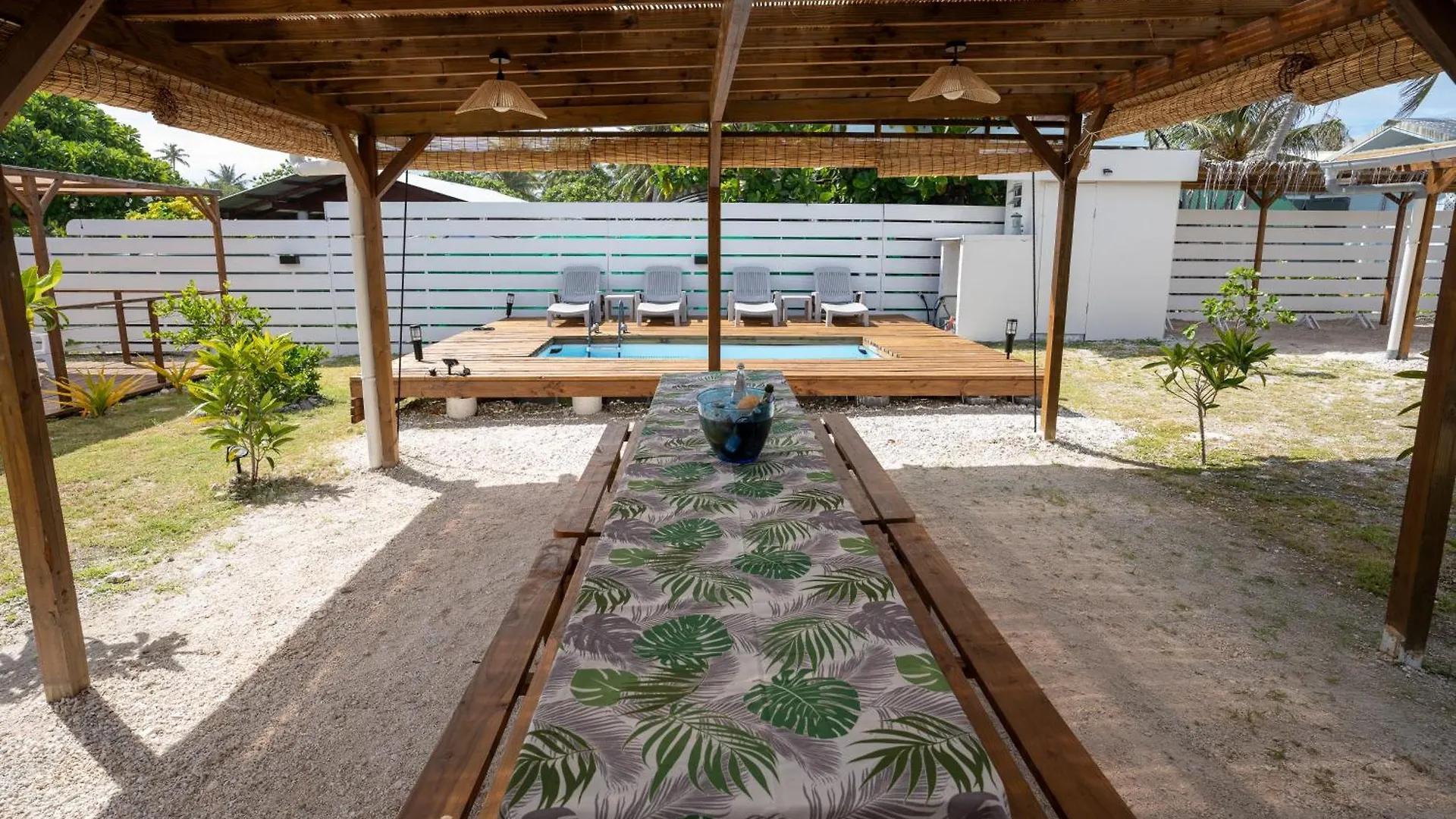 Bed and Breakfast Fare Hitimoana Rangiroa Французская Полинезия